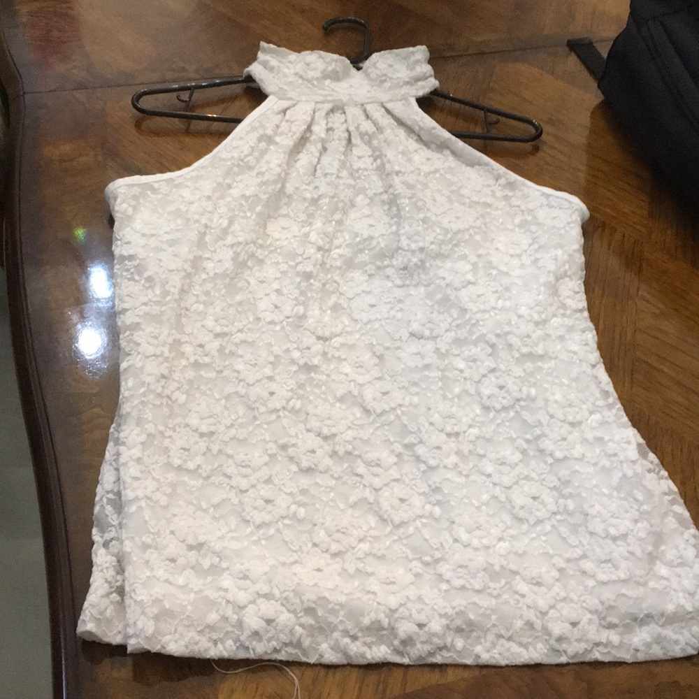 Woman’s lace halter top size extra large